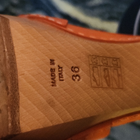 Versace Heels - Picture 4 of 5